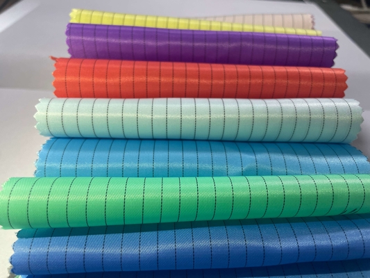 130GSM Antiestático ESD Poliéster 5mm Listrado Poliéster Carbono Tecido ESD